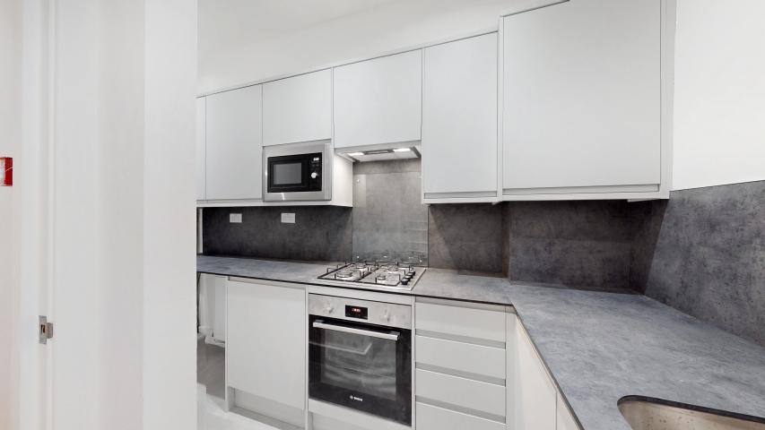 Recently Refurbished Apartment Sutherland Avenue, Maida Vale